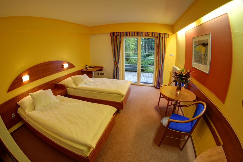 Hotel Brizky Jablonec nad Nisou Room photo